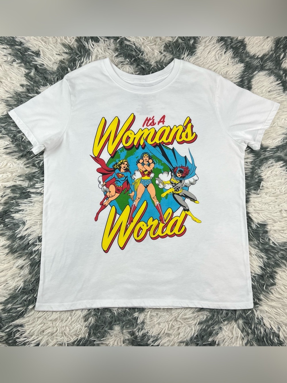 Justice League Women’s White Wonder Woman Graphic T-shirt Size XL